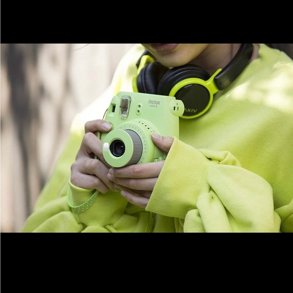 Fujifilm Instax Mini 9 Fujifilm Instant Film Camera Green 🍏 Brand New - Picture 5 of 7